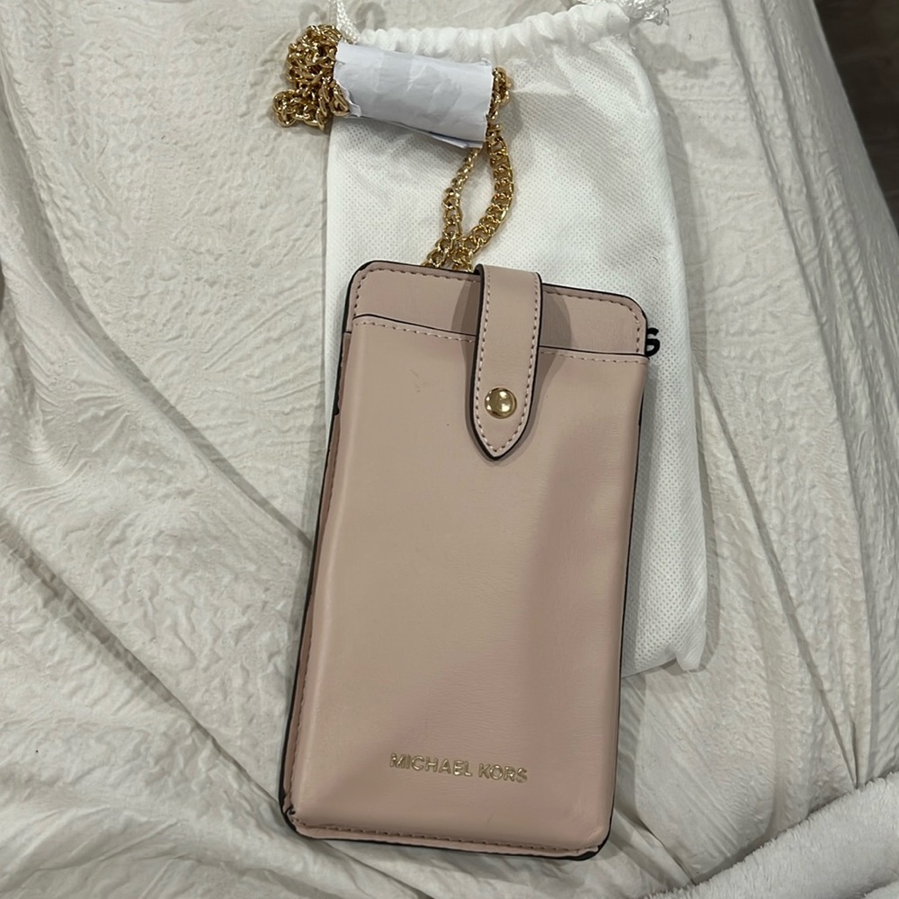 Michael kors crossbody wallet on chain